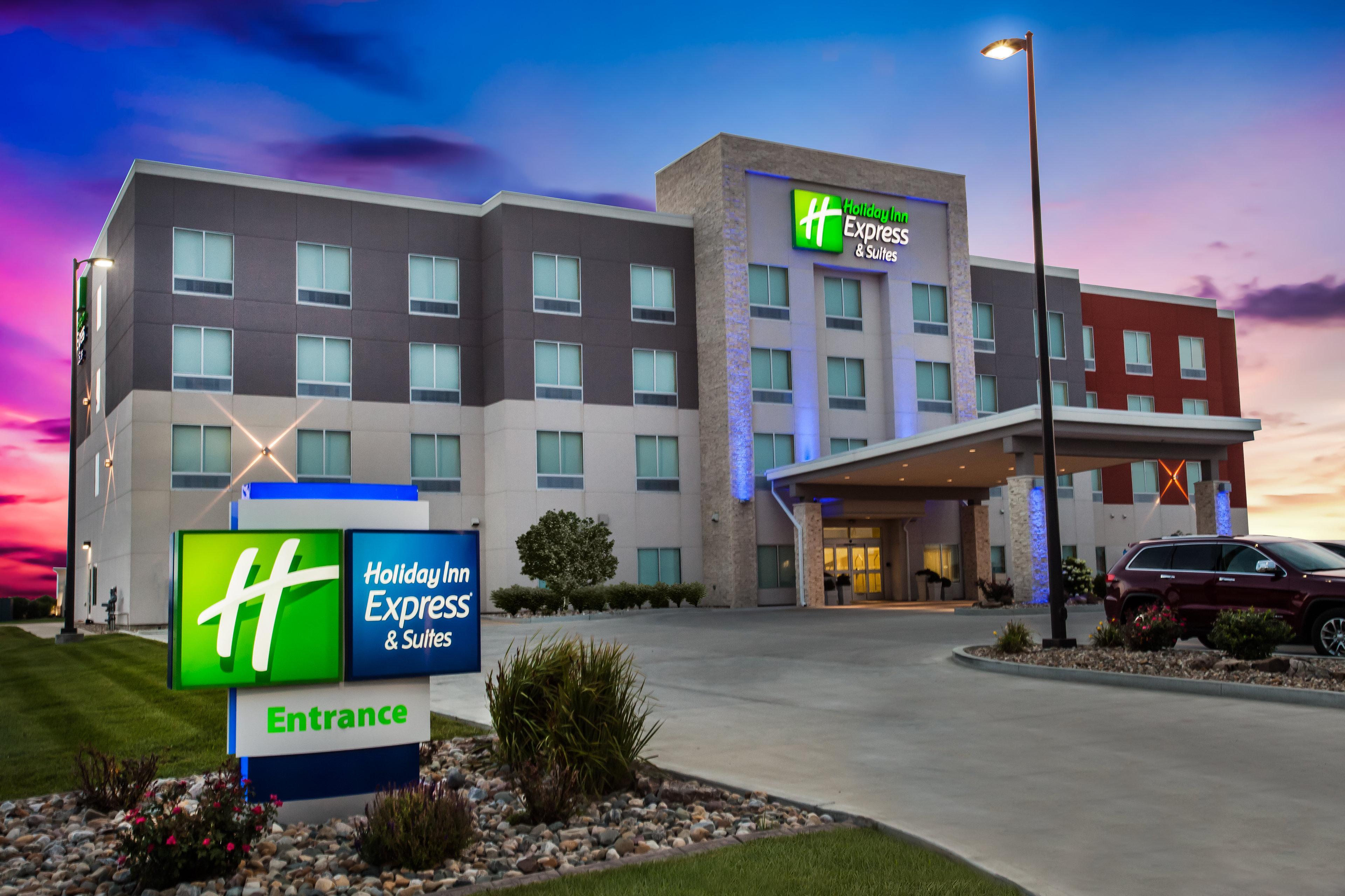 Holiday Inn Express & Suites Litchfield By Ihg Εξωτερικό φωτογραφία